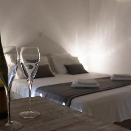 Camenno Apartments-The Heart Of Diocletian'S Palace-Open All Winter! Спліт Екстер'єр фото