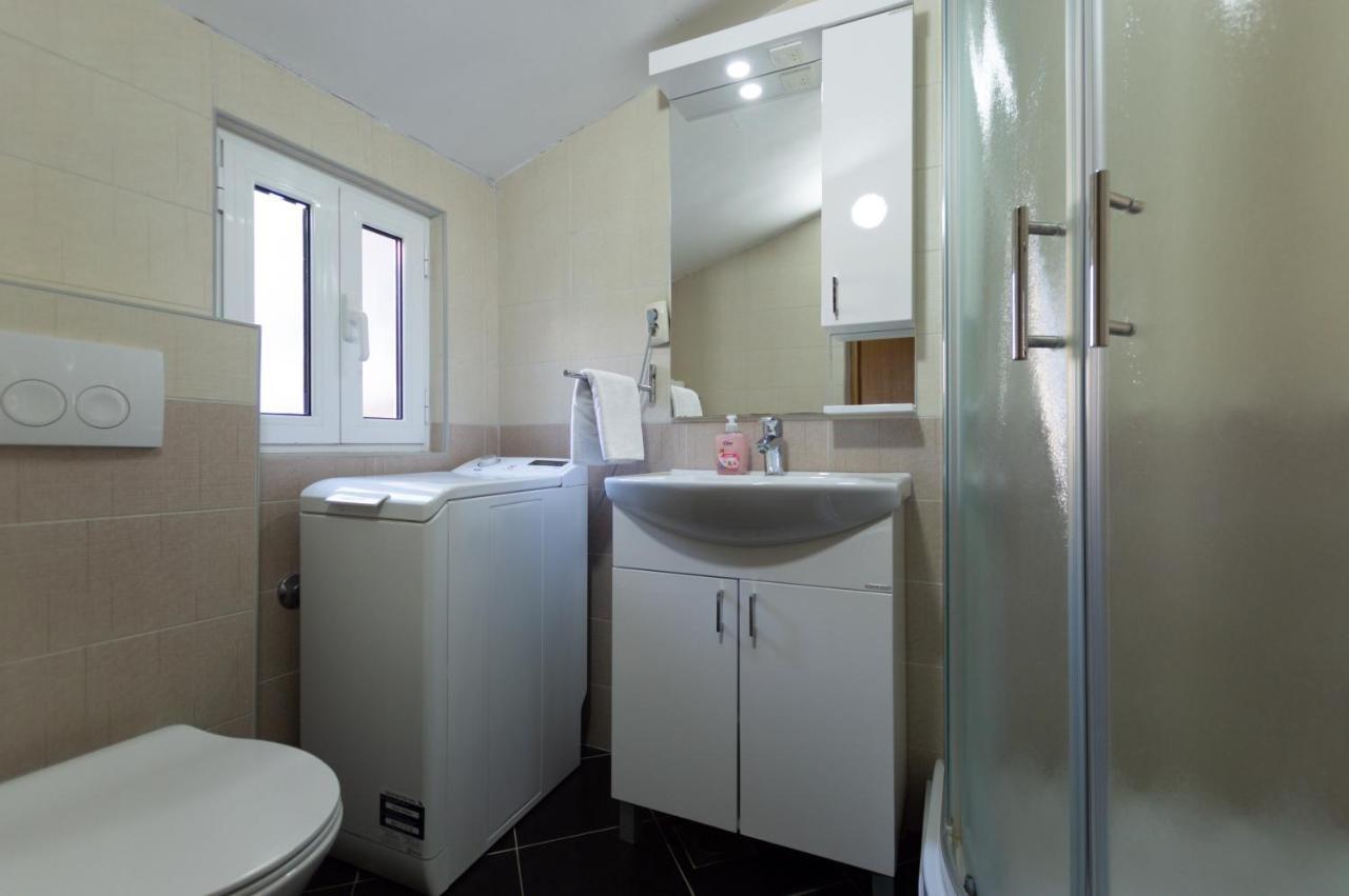 Camenno Apartments-The Heart Of Diocletian'S Palace-Open All Winter! Спліт Екстер'єр фото