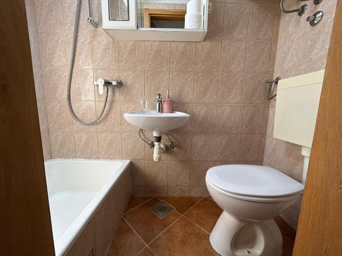 Camenno Apartments-The Heart Of Diocletian'S Palace-Open All Winter! Спліт Екстер'єр фото